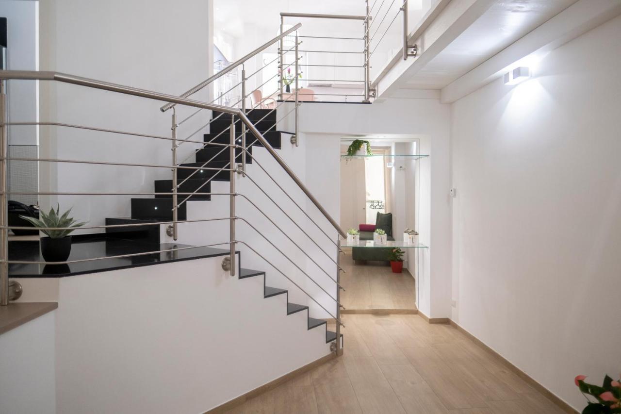 Dada Loft Apartment เชฟาลู ภายนอก รูปภาพ