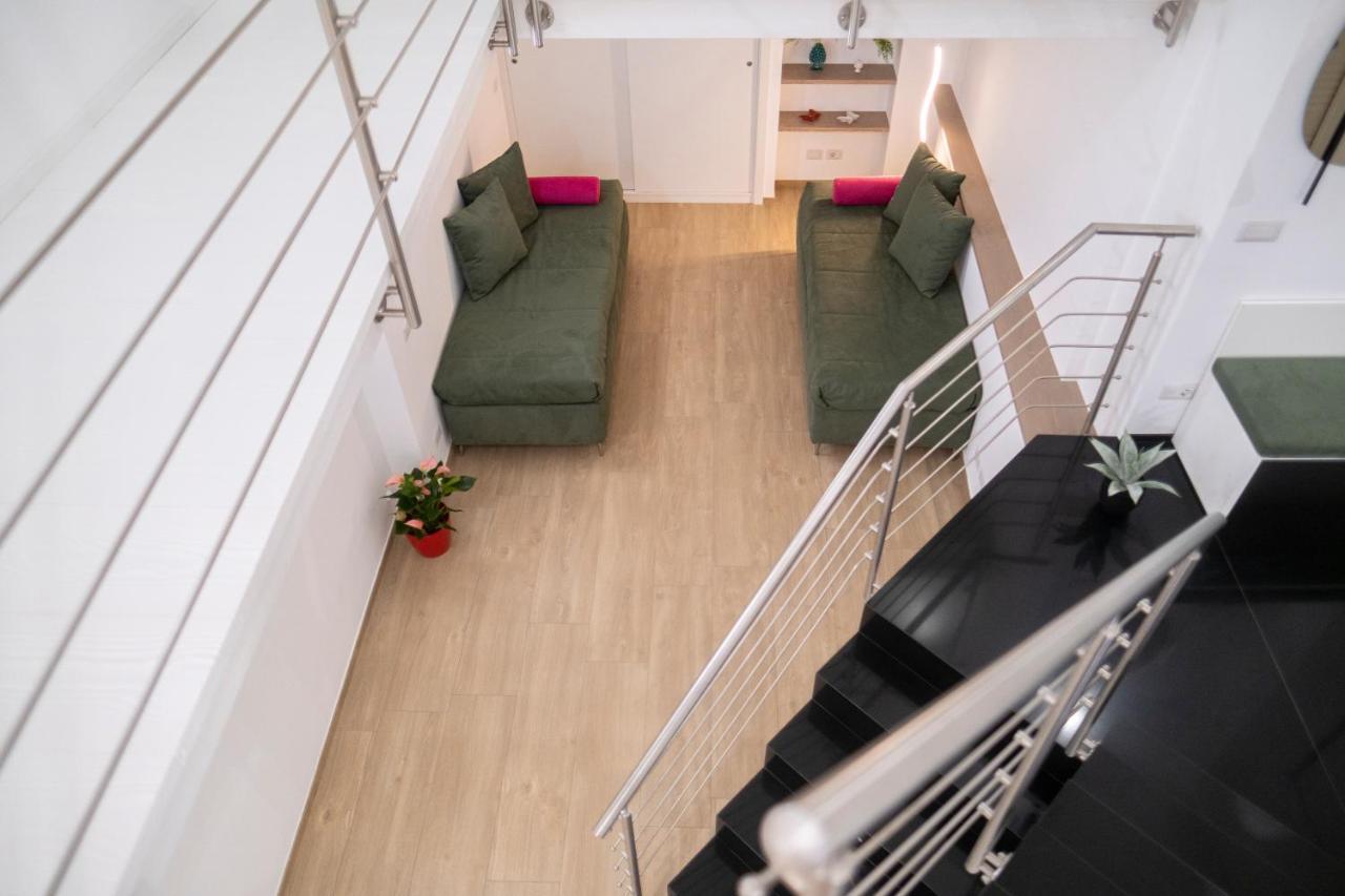 Dada Loft Apartment เชฟาลู ภายนอก รูปภาพ